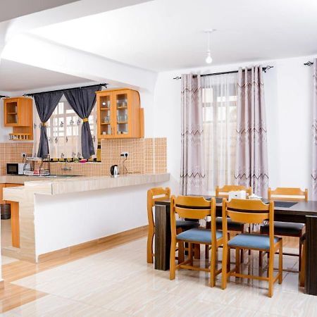 Lake Breeze Apartments Naivasha Extérieur photo