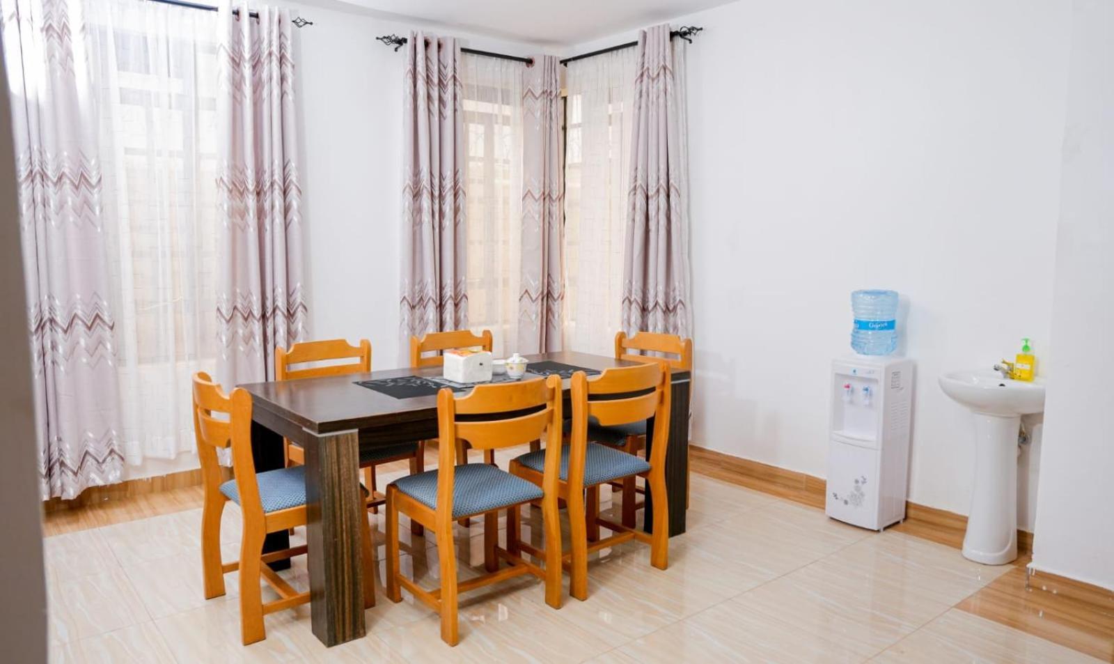Lake Breeze Apartments Naivasha Extérieur photo